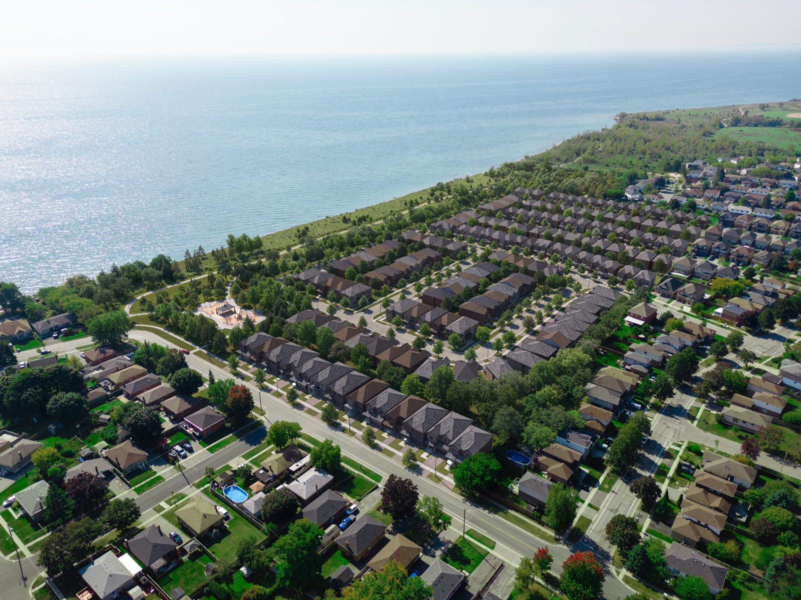 Aerial view of the Park and Lake community beside Lake Ontario